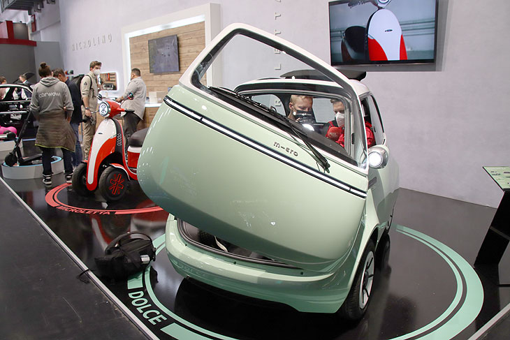 Elektroautos gibt es auch ganz in klein @ der Schweizer Microlino 2.0 hatte Premiere auf der IAA Mobility und soll bald nach der IAA bestellbar sein (©Foto: Martin Schmitz)